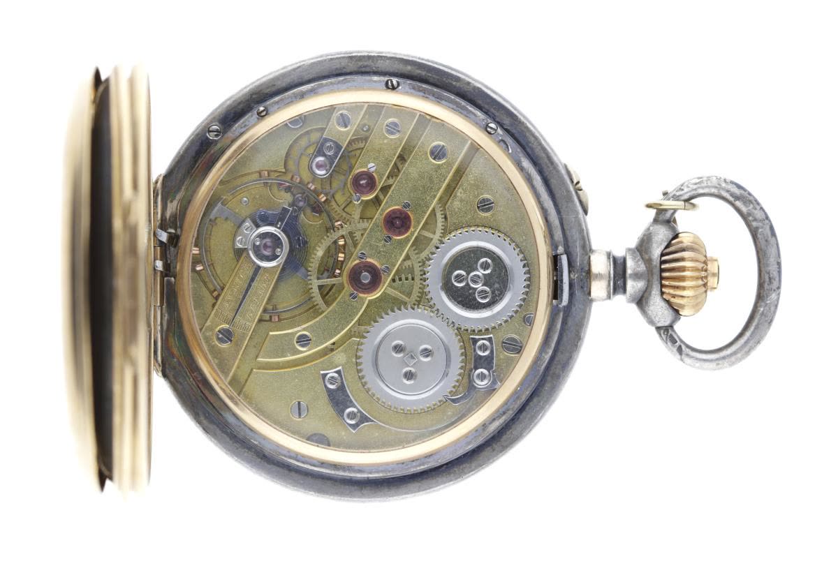 Watch with folding photograph holder (MIH I-431)