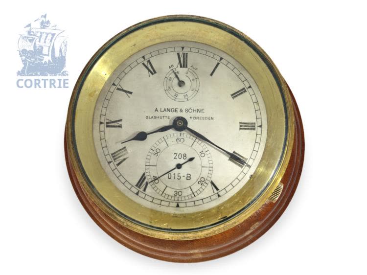 Dial and wooden mounting of the A. Lange & Söhne Caliber 48 Type B marine chronometer
