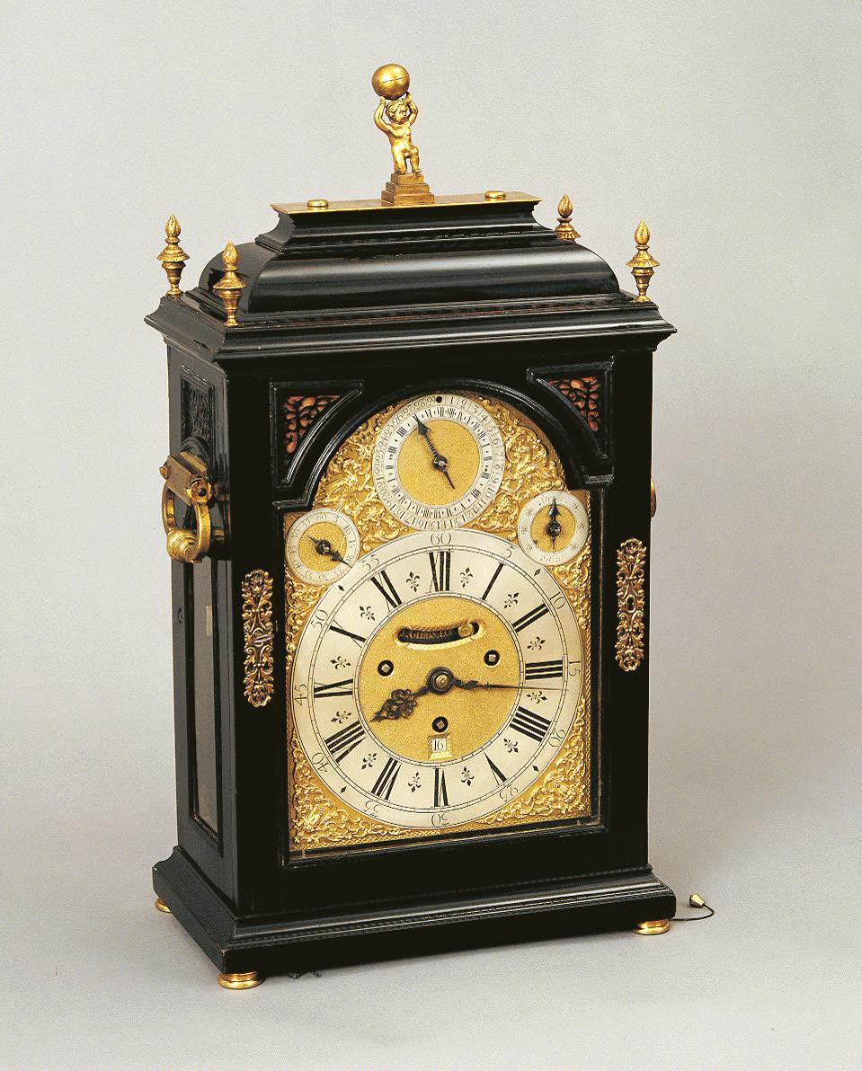 Bracket clock (MIH IV-498)