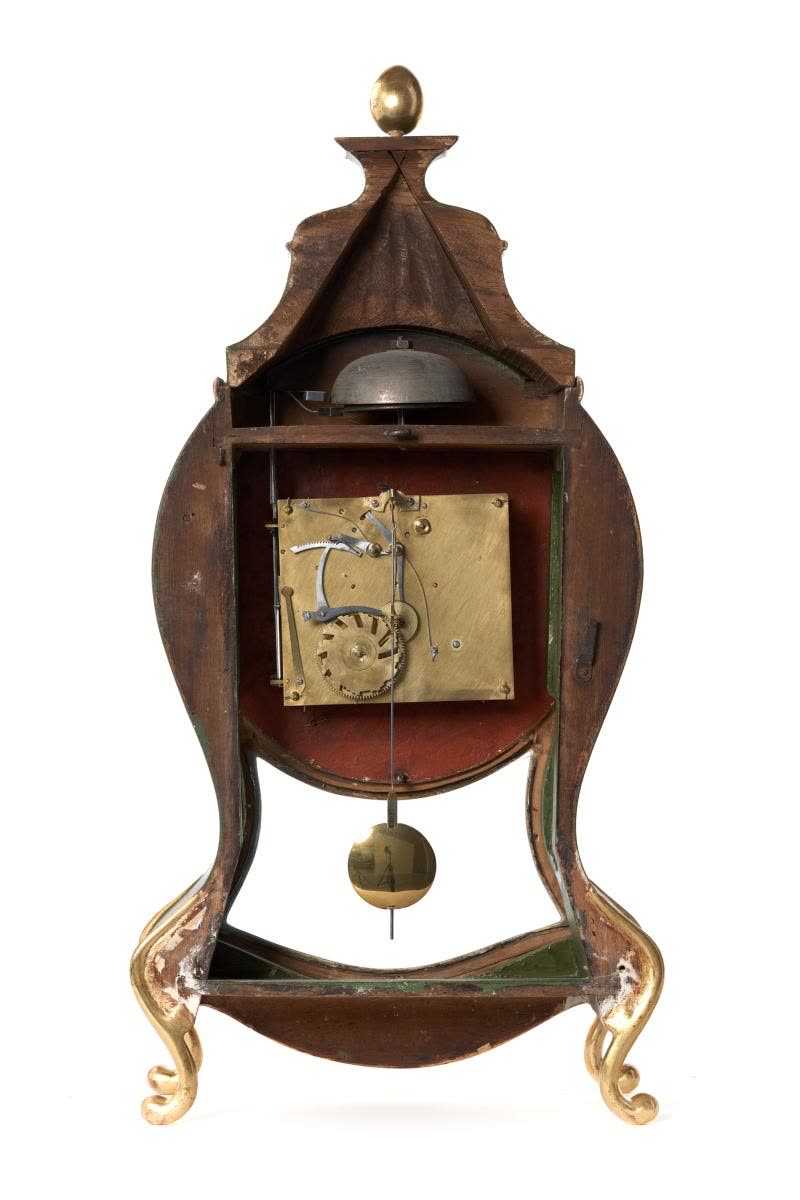 Neuchâtel pendulum clock in Louis XVI style, medium model (MIH IV-23)
