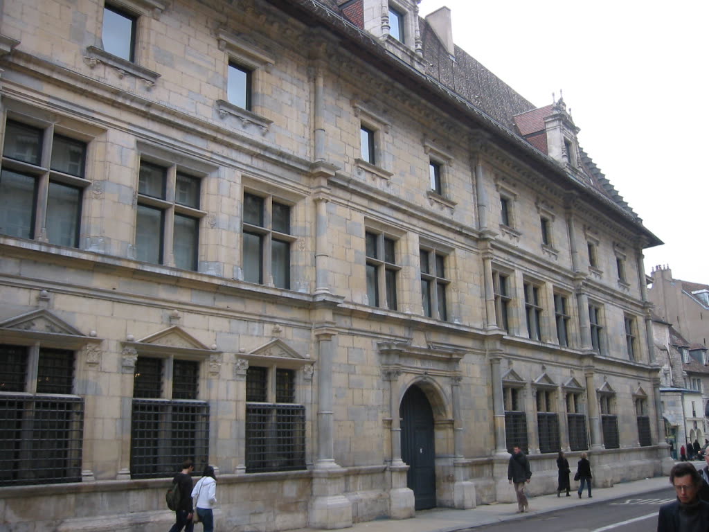 Musée du Temps — lead image of the Wikipedia article “Musée du Temps”