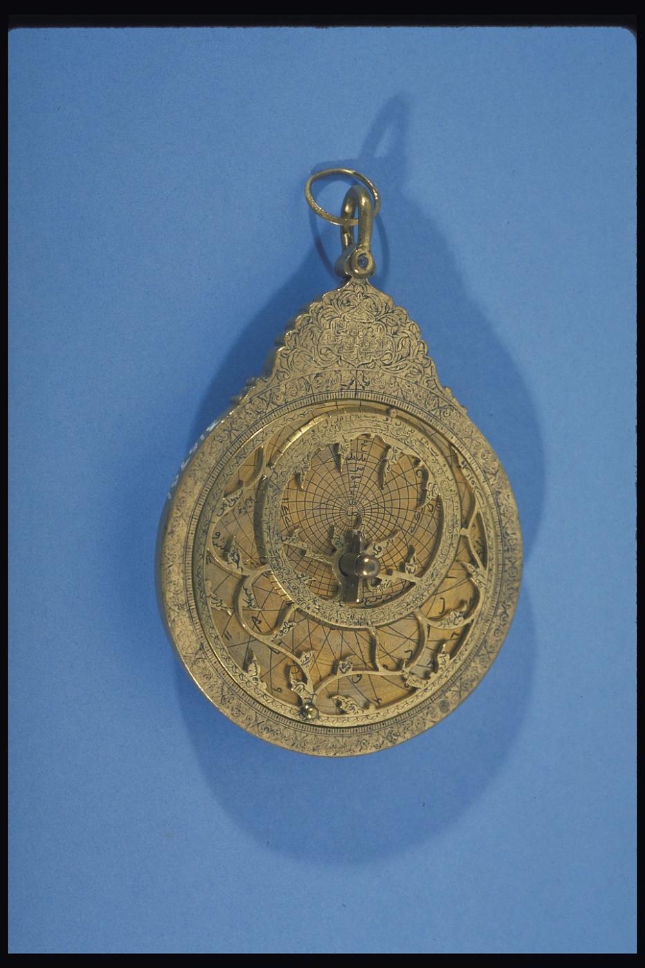 Isfahan astrolabe MA.316761, ca. 1715 — front