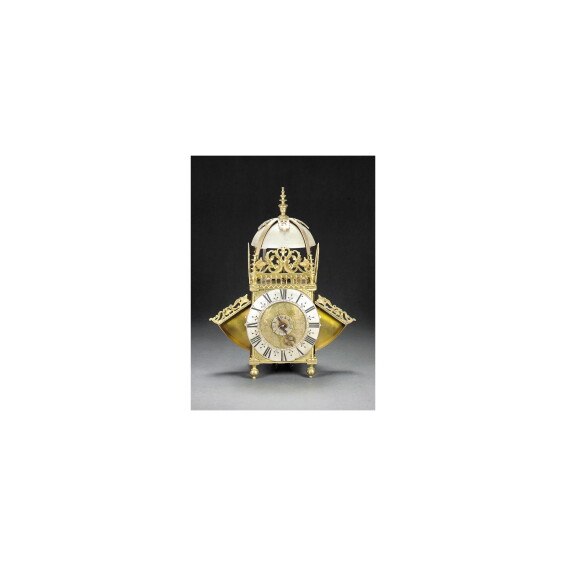 Frontal view of the brass lantern clock signed John Wise, London
