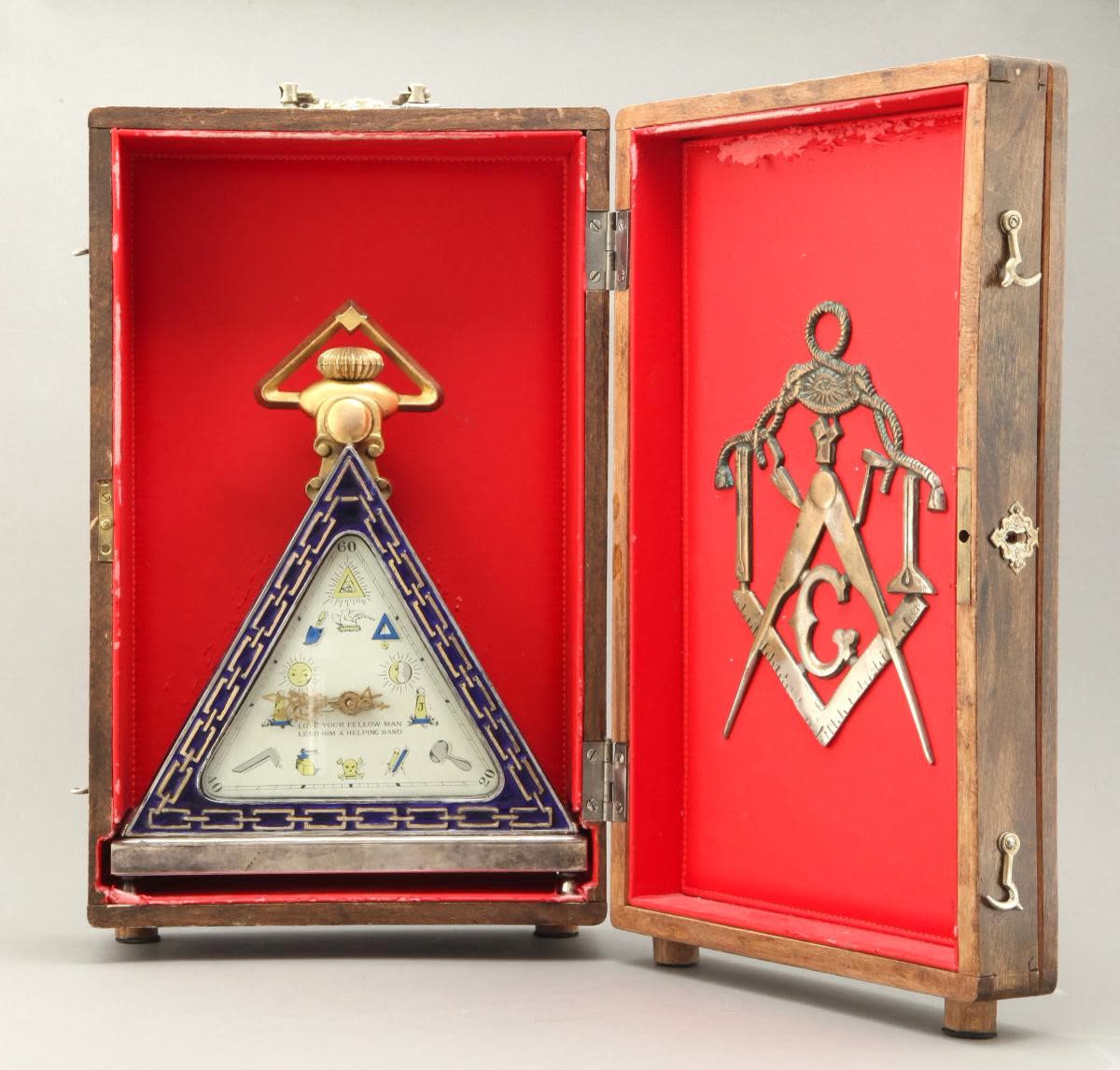 Clock with Masonic symbols (MIH IV-912)