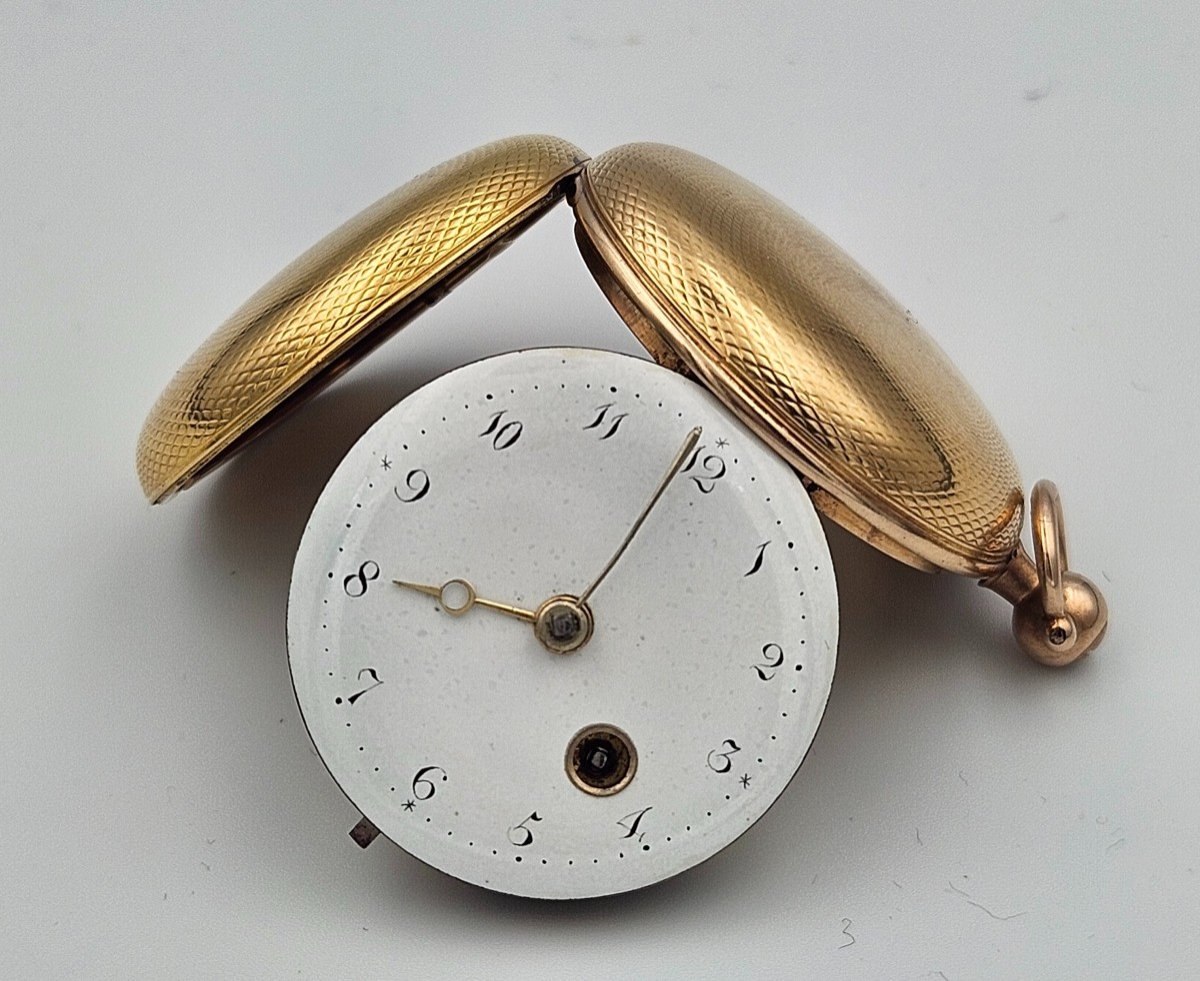 Dial and open gold hunter case of the Lindley verge fusee pocket watch