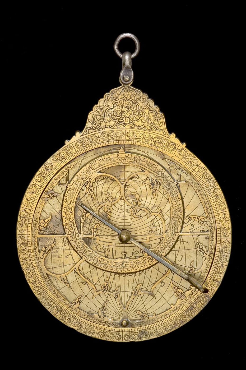 Front view of the astrolabe showing the rete, replacement horse, and engraved throne.