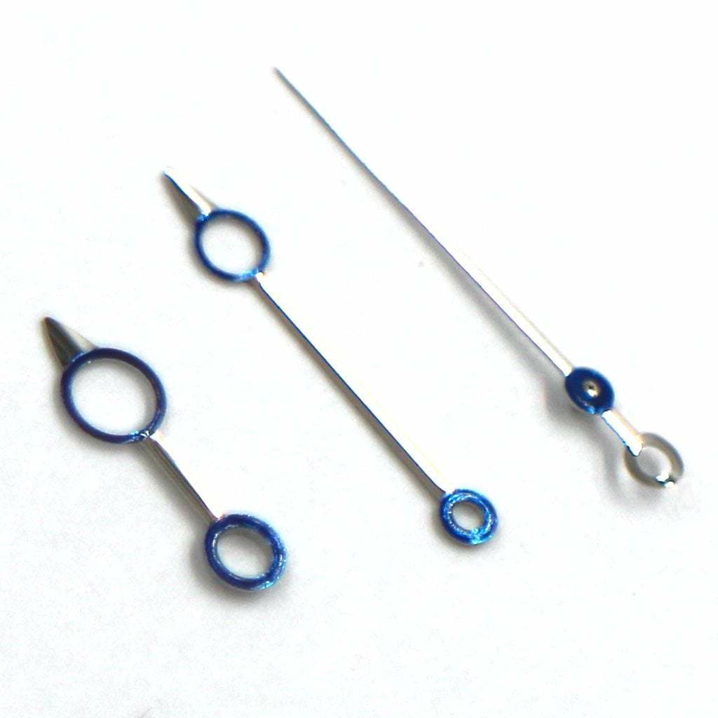 A contemporary replacement hand set with open circular tips. ‘Breguet’ describes the style here, not manufacture by the historic firm or an antique provenance.