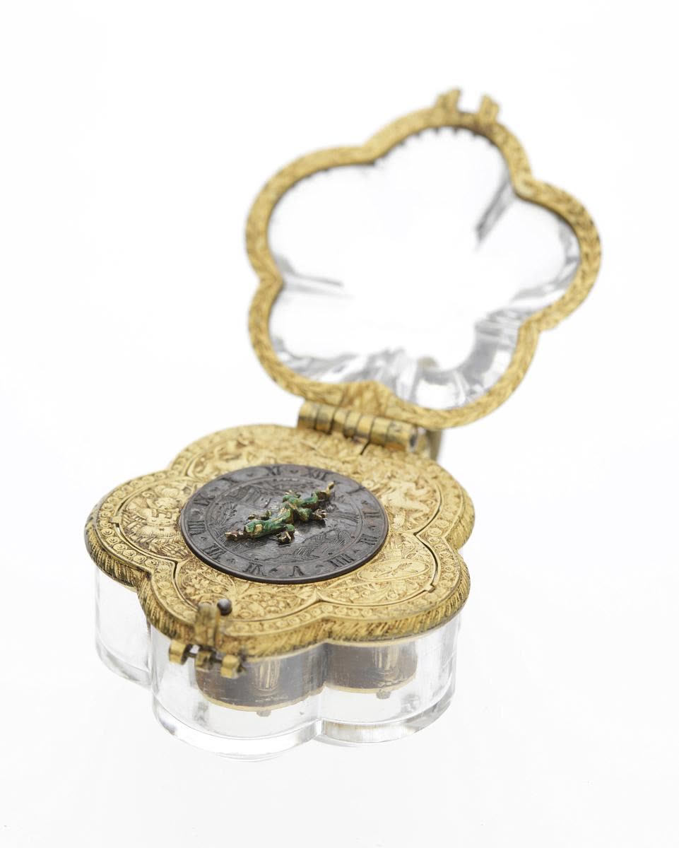 The five-lobed case is fashioned out of a block of rock crystal (MIH I-485)
