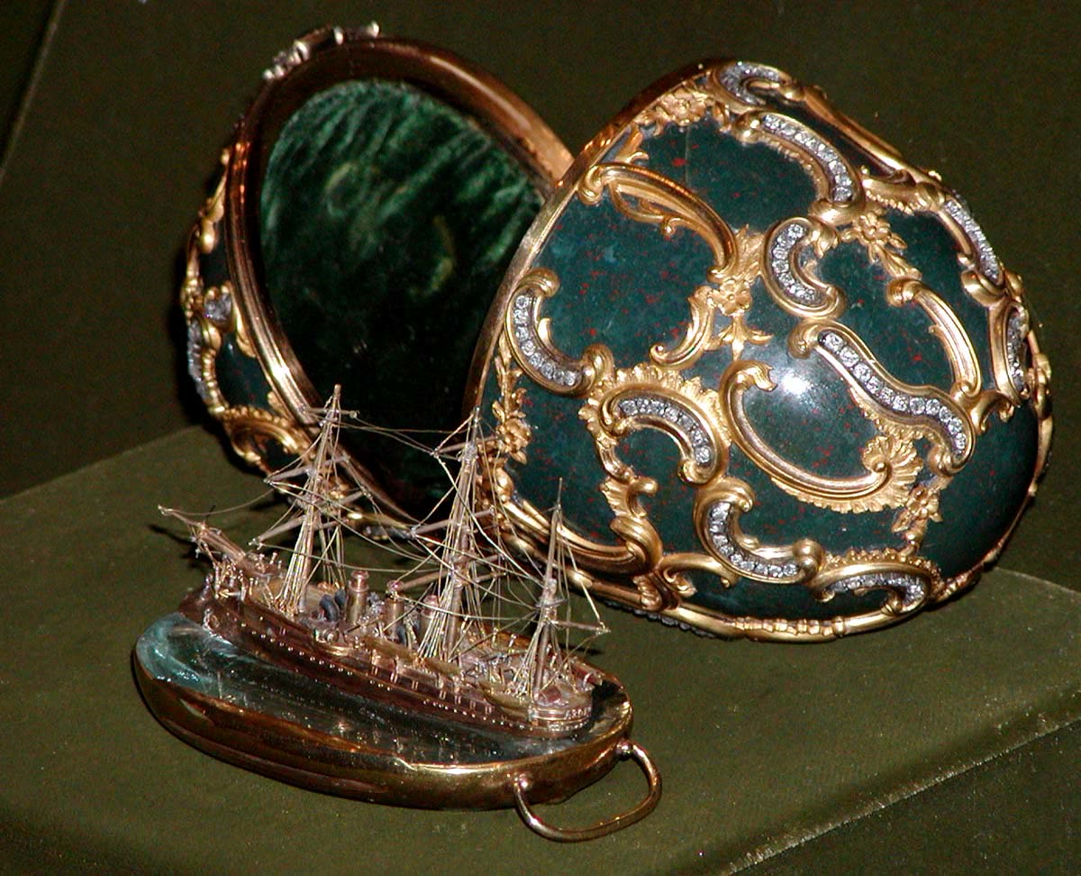 Moscow Kremlin Museums — lead image of the Wikipedia article “Moscow Kremlin Museums”