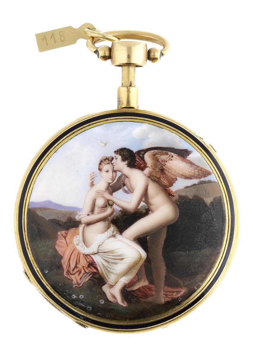 The back of the gold case has an enamel painting of Eros Kissing Psyche, from the work by François Gérard in the Louvre (MIH I-118)