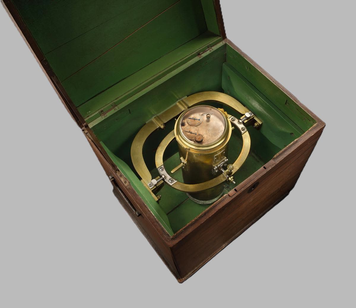 Marine clock no 12 (MIH IV-84)