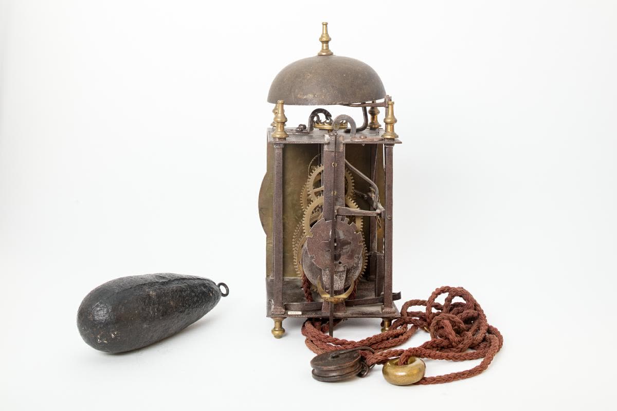 Italian clock in lantern style (MIH IV-975)