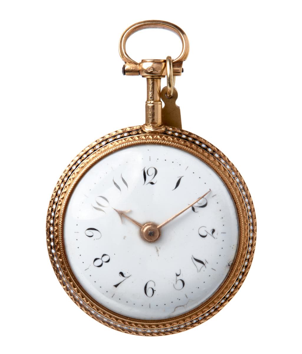 Enameled round watch, AC hallmark on case back (MIH I-115)