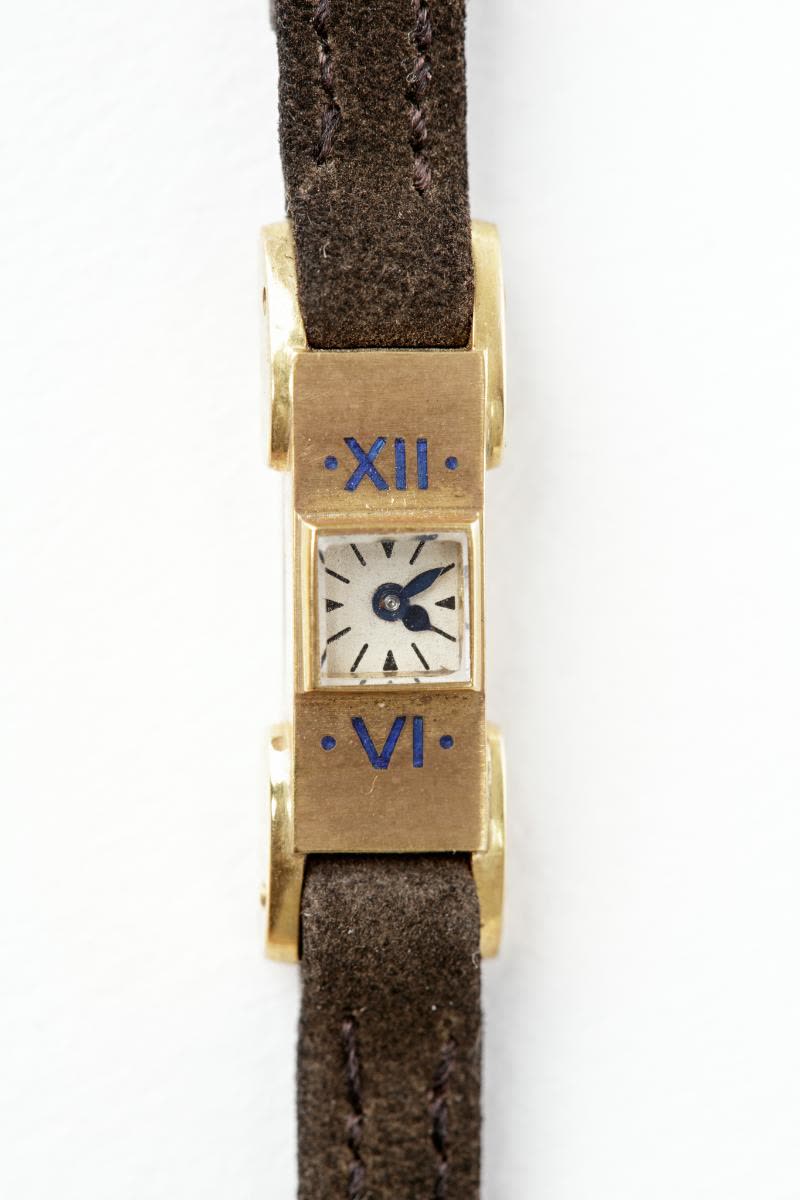 Montre bracelet minuscule (MIH I-428)
