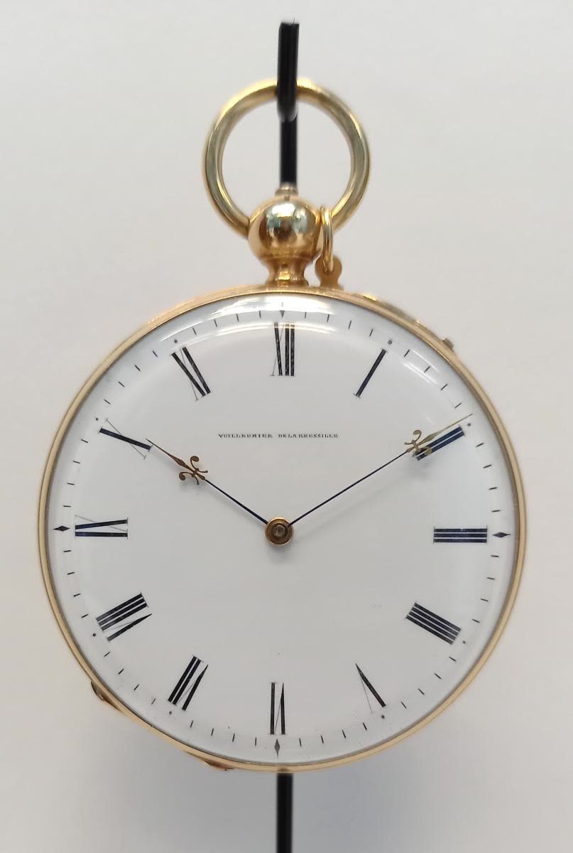 Round engraved watch (MIH I-168)