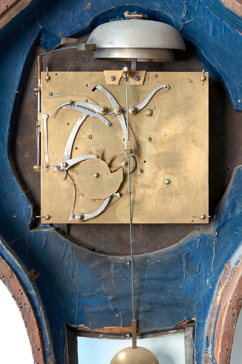 Neuchâtel clock in Directoire style, late 18th century (MIH IV-24)