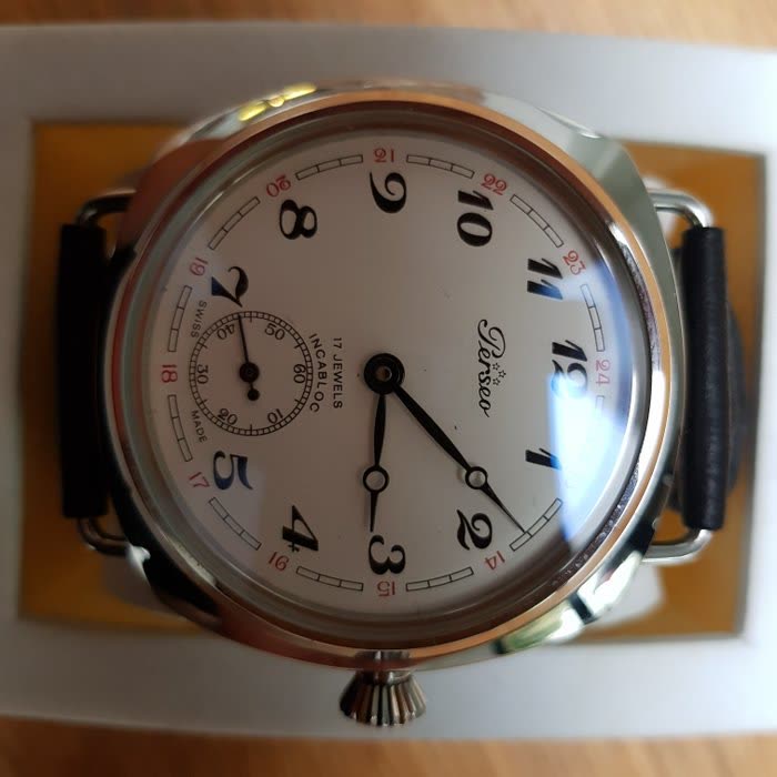 Front view of the Perseo mechanical wristwatch