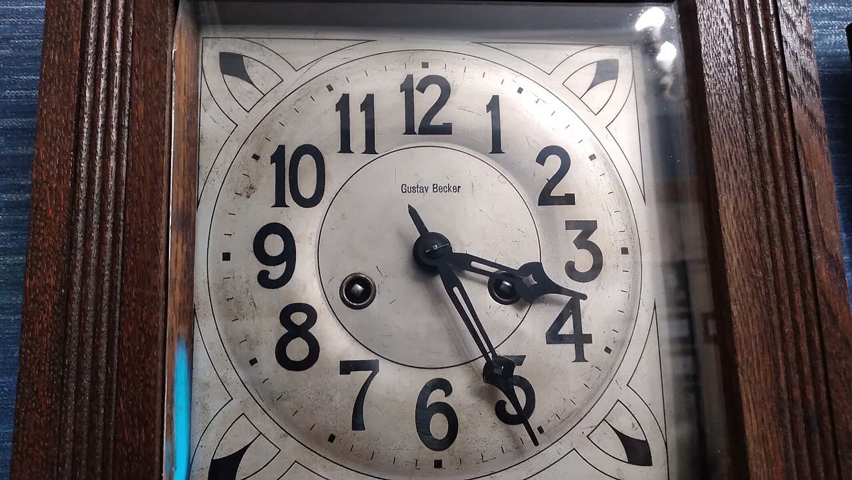 64 Gorokhovaya Street. Rasputin's apartment Gustav Becker clocks 05