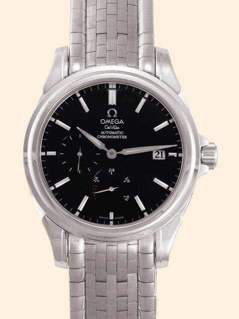 Front view of the Omega DeVille Co-Axial Réserve de Marche with black dial and stainless steel bracelet.