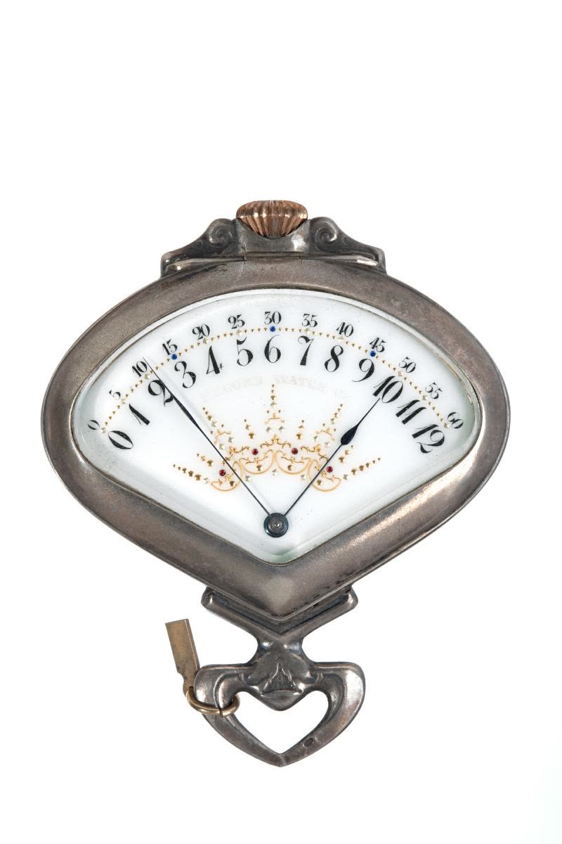 Montre en forme de secteur (MIH I-787)
