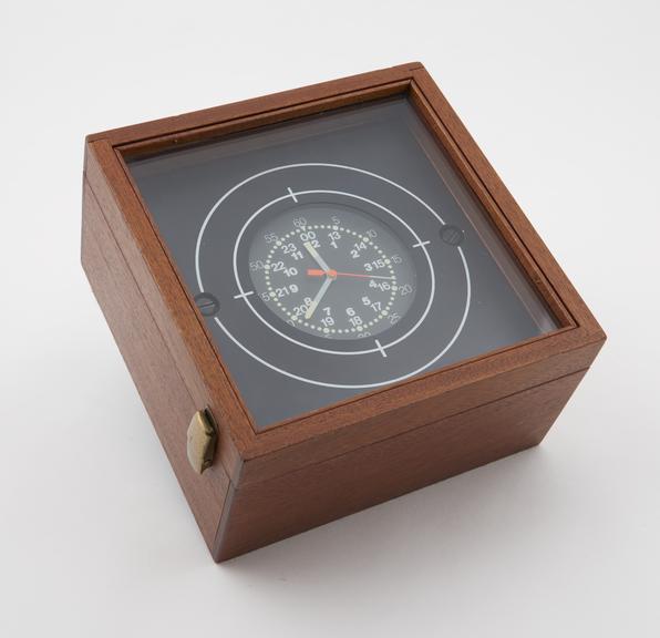 Patek Philippe crystal-controlled chronometer, 1998-735