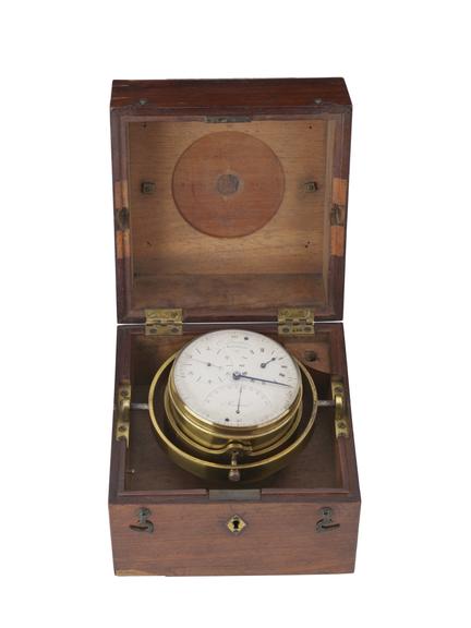 E. Barthet No. 10 — gimballed box, L2015-3496