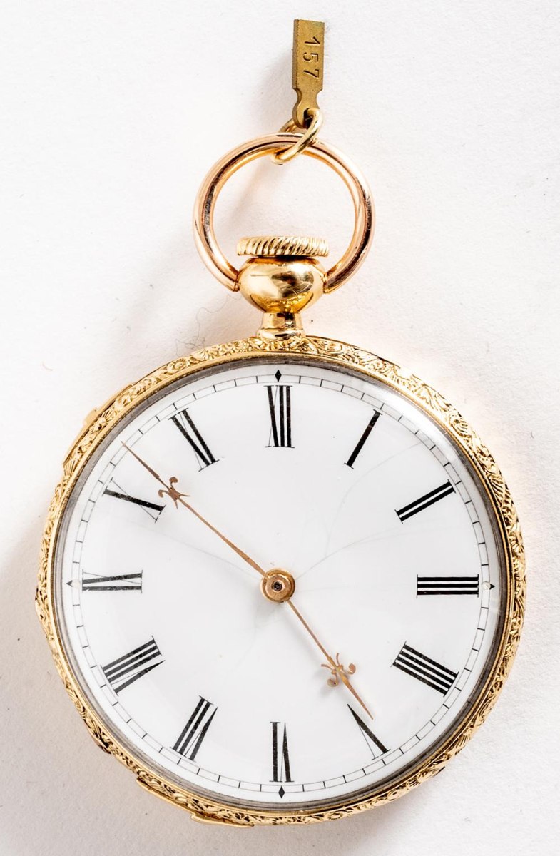 Front dial view of the Lépine pocket watch with Roman numerals and engraved gold bezel