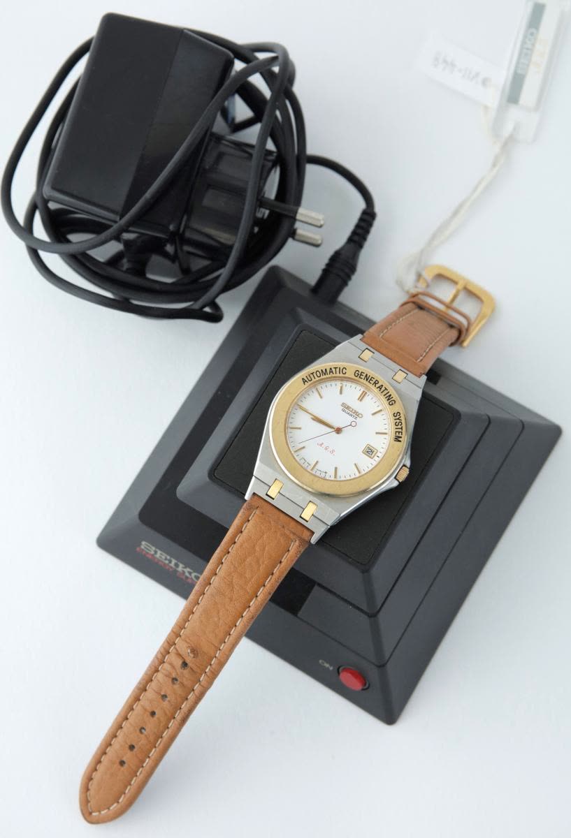 Montre bracelet à quartz automatique Seiko AGS (MIH VII-448)