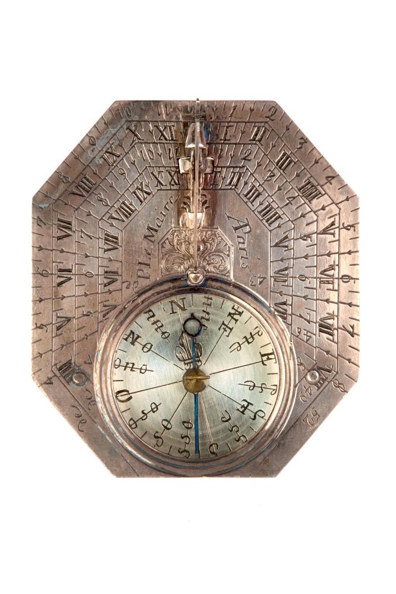 Pocket or travelling horizontal sundial (MIH V-38)