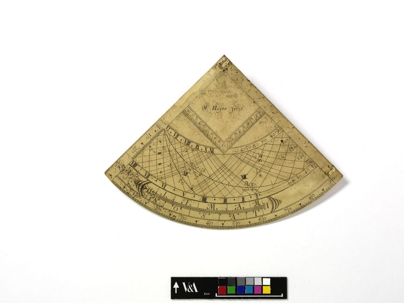 Obverse of the Gunter quadrant, showing the engraved scales and the signature 'W Hayes fecit'.