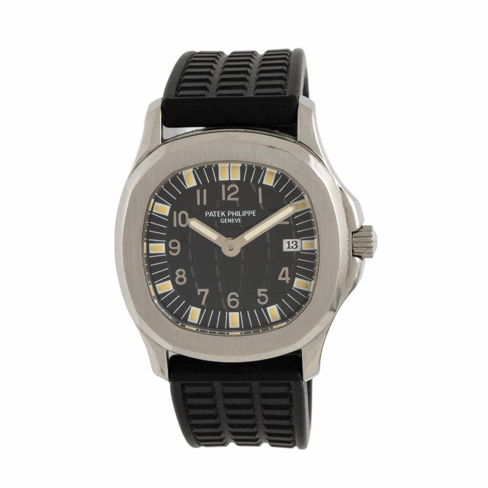 Front view of the Patek Philippe Aquanaut Ref. 4960A in stainless steel with black rubber strap