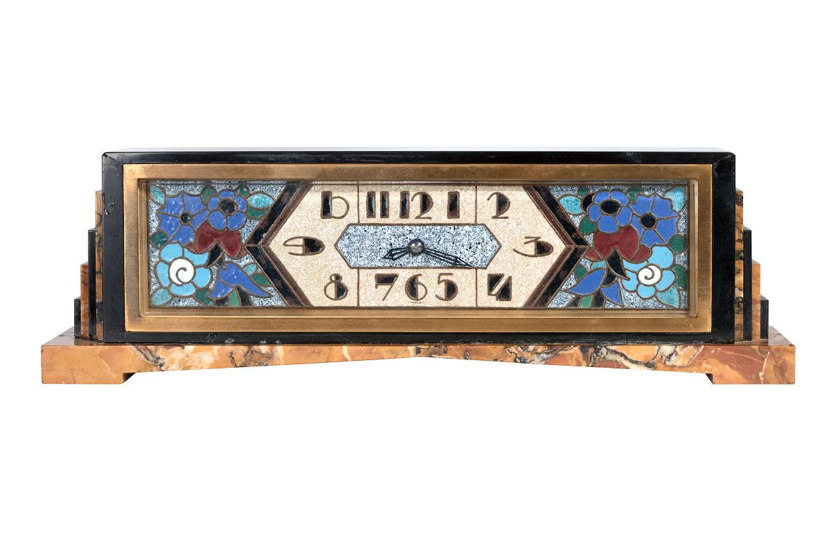Rectangular table clock (MIH IV-644)